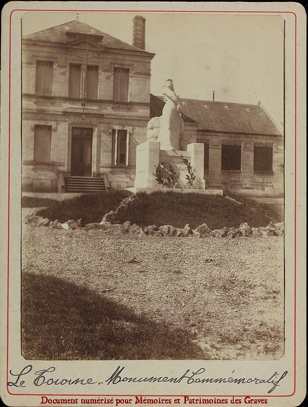 Le-Tourne-monument_091.jpg